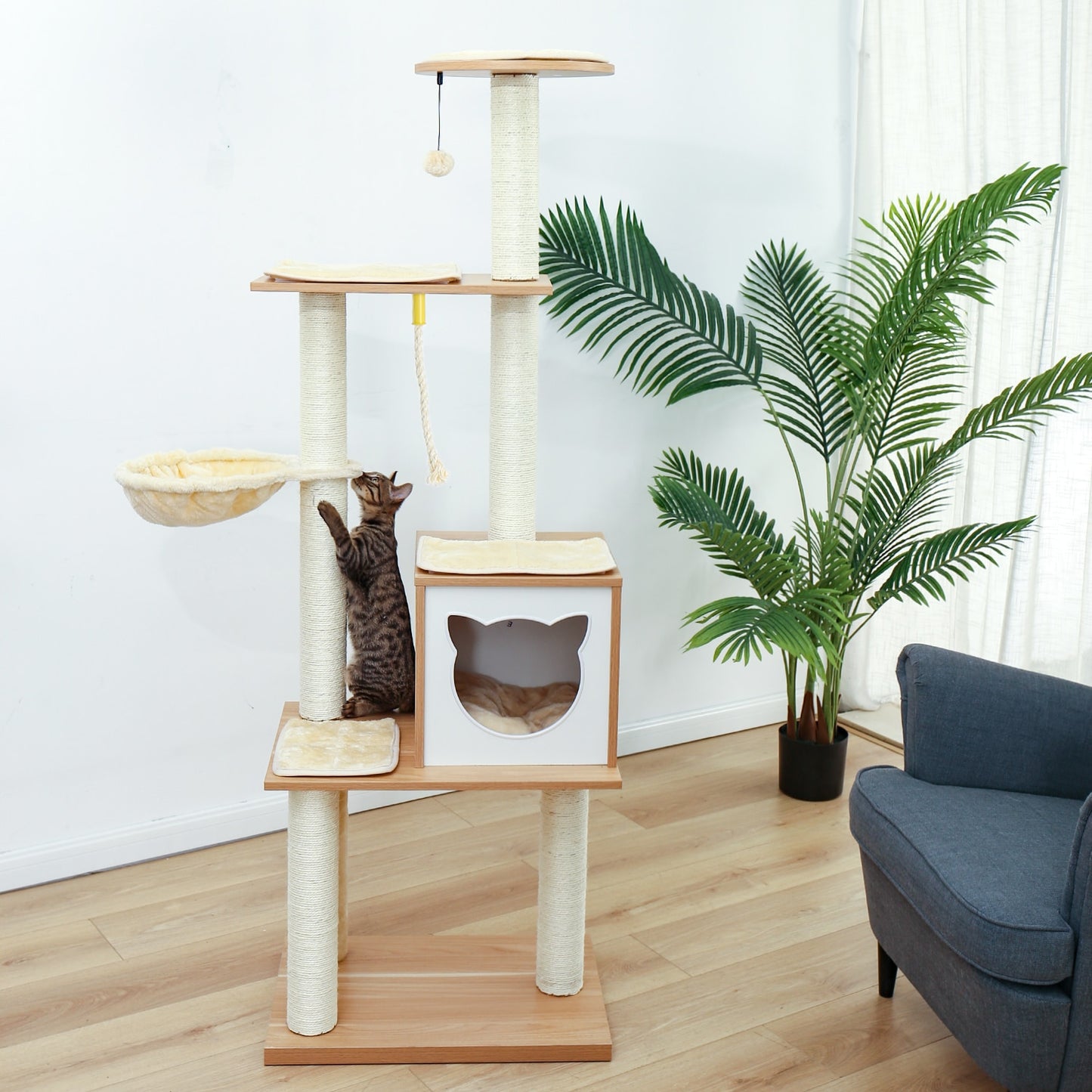 Pet Cat Tree House Tower Condo Wood Cat Scratching Sisal-Covered Scratch Posts